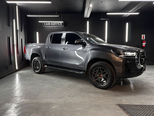 Toyota Hilux 2.8 TDI 4X2 DC SRX AT6 L21 2022