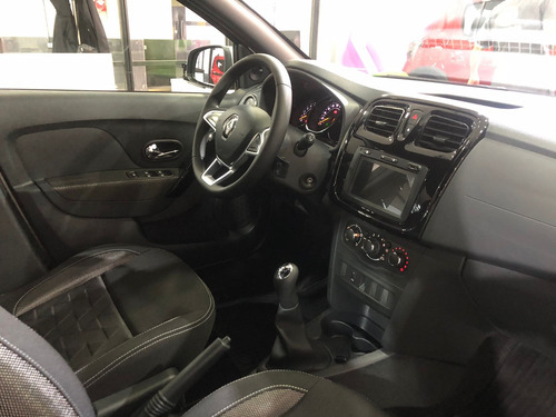 Renault Logan 1.6 16v Life 2025