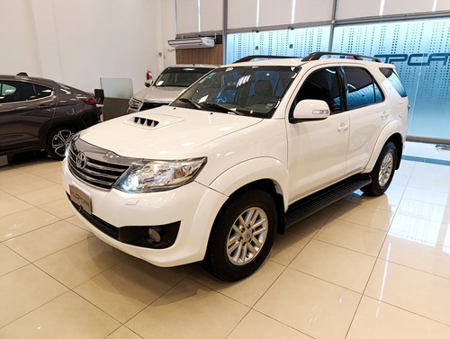 Toyota SW4 3.0 Srv Cuero I 171cv 4x4 2012