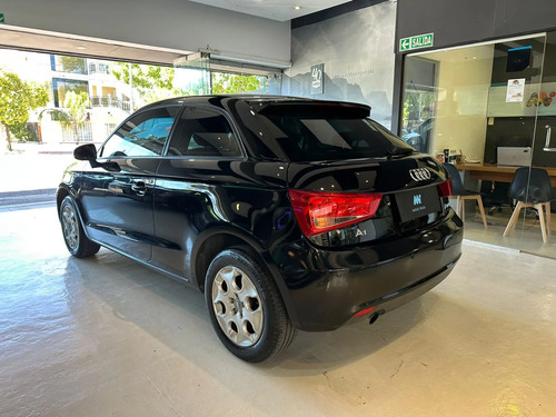 Audi A1 1.2 Turbo Atracttion 2014