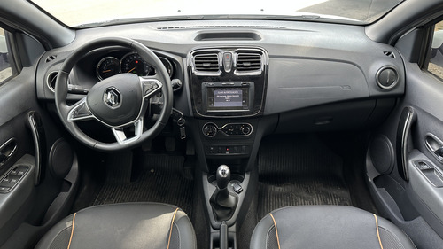 Renault Stepway 1.6 16V Intens C.A.B At 2023