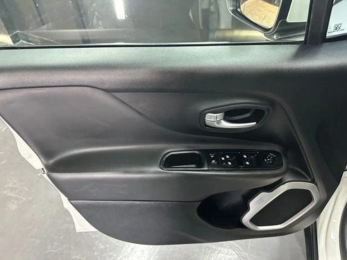 Jeep Renegade 1.8 4X2 LONGITUDE AT L18 2022