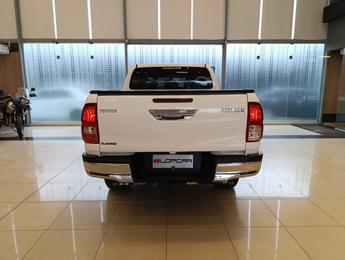 Toyota Hilux Pick-Up 2.8 Cd Sr 204Cv 4X4 At 2023