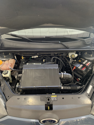 Ford Fiesta Ambiente Plus MP3 2011