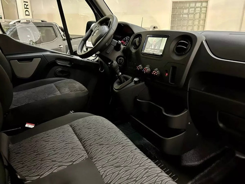 Renault Master 2.3 L1h1 2025