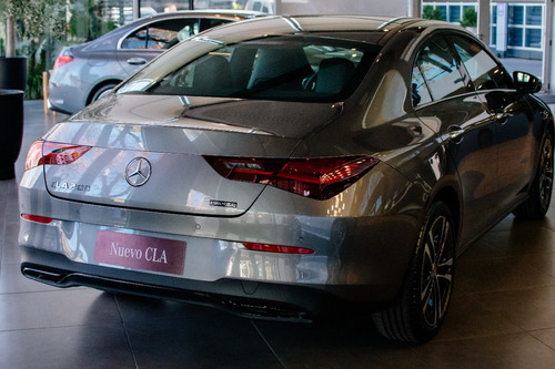 Mercedes-Benz Clase CLA 1.3 Cla200 163Cv Progressive Sedan 2025