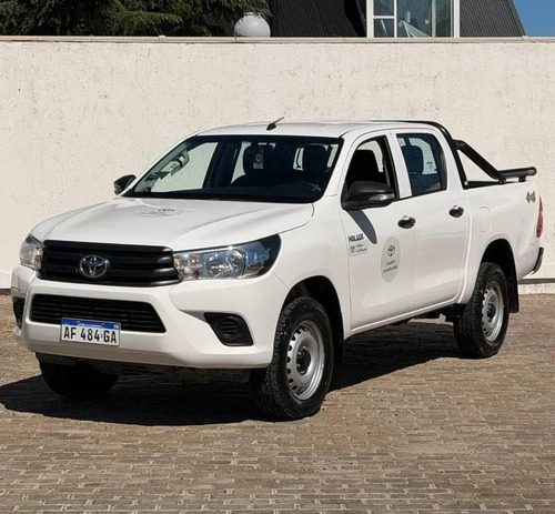 Toyota Hilux 2.4 Dc 4x4 Tdi Dx 2022