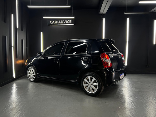 Toyota Etios 1.5 XLS AT4 5P L16 2017