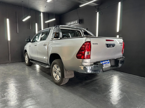 Toyota Hilux 2.8 TDI 4X2 DC SRV L16 2018
