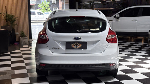 Ford Focus III 1.6 S 2015