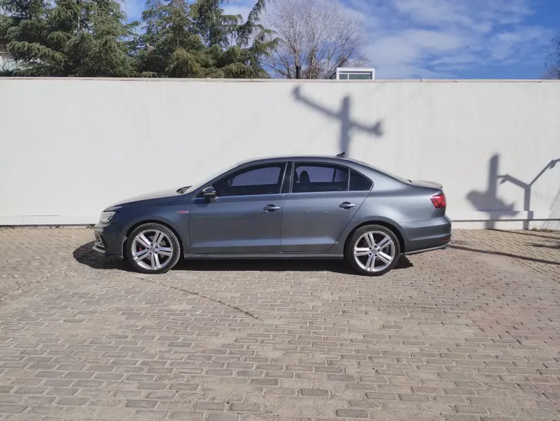 Volkswagen Vento 2.0 T Si Gli L17 2017