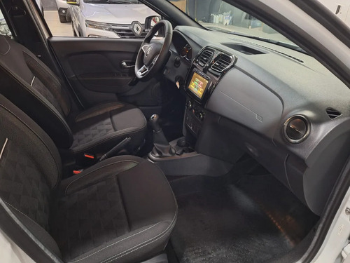 Renault Logan 1.6 16v Intense 2026