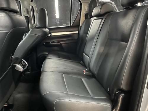 Toyota Hilux 2.8 TDI 4X4 SRX AT6 2022