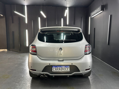 Renault Sandero 2.0 16V RS L16 2016