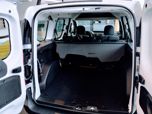 Renault Kangoo Ii 1.6 Sce Stepway 2026