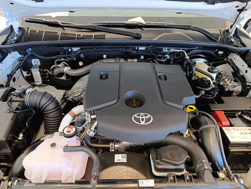 Toyota Hilux Pick-Up 2.8 Cd Srx 204Cv 4X4 At 2025