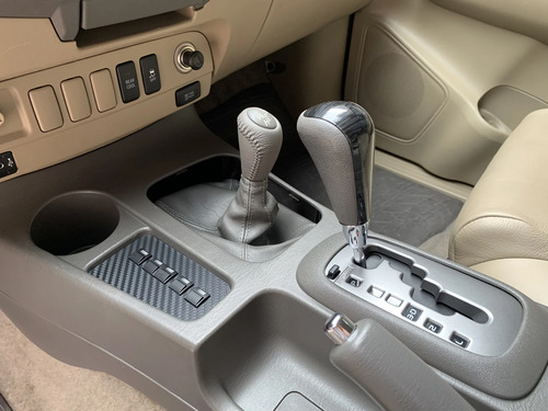 Toyota Hilux SW4 3.0 Srv Cuero I 171cv 4x4 5at 2012