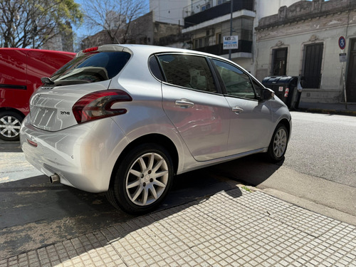 Peugeot 208 1.6 Allure 2019