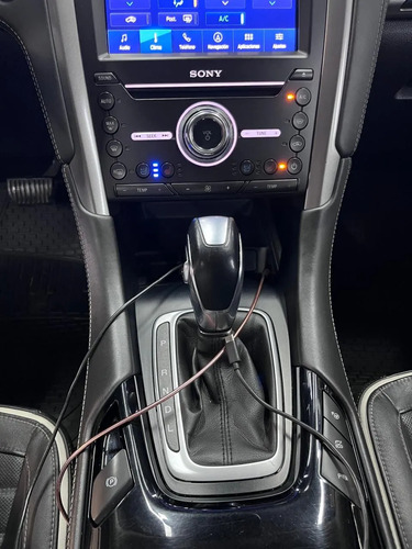 Ford Mondeo 2.0 VIGNALE HIBRIDO L19 2020