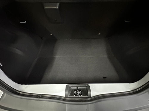 Renault Kwid 1.0 Outsider 2025