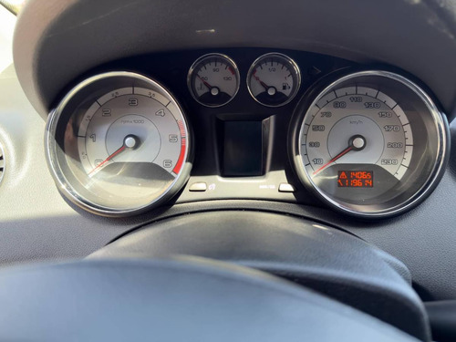 Peugeot 408 1.6 Hdi Feline 2022 2022