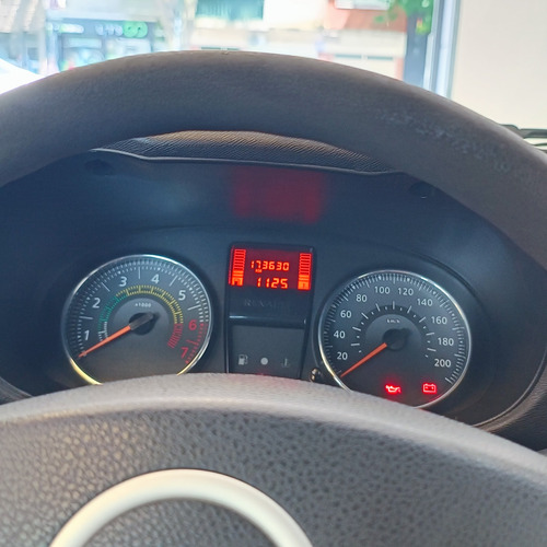 Renault Clio 1.2 Mio Confort Plus Abc 2014