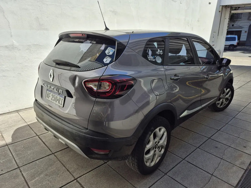 Renault Captur 2.0 Zen 2022
