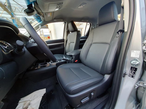 Toyota Hilux 2.8 Cd Srx 177cv 4x2 At 2025