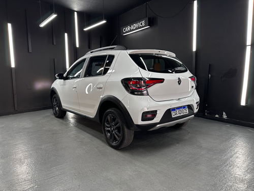 Renault Stepway 1.6 INTENS L19 2023