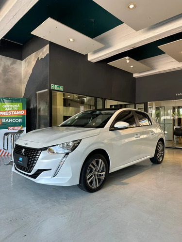 Peugeot 208 Allure Tiptronic 1.6L 2022