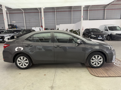 Toyota Corolla 1.8 Xli Mt 140cv 2015