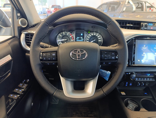 Toyota Hilux Pick-Up 2.8 Cd Srx 204Cv 4X4 At 2025