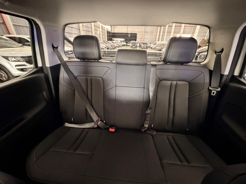 Grand Avenue 2.3Td Gl 4X2 At 2026