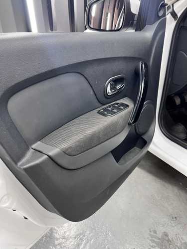 Renault Logan II 1.6 16V ZEN 2022