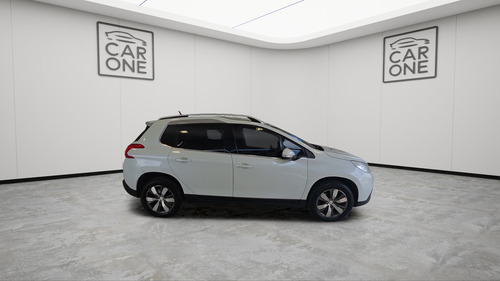 Peugeot 2008 1.6 FELINE TIPTRONIC L17 2018