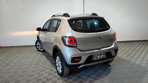 Renault Sandero Stepway 1.6 Privilege 105cv 2017