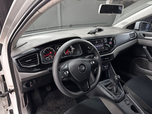 Volkswagen Polo 1.6 COMFORTLINE 5P L18 2018