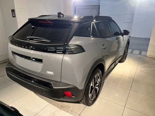 Peugeot 2008 1.0T Gt 2025