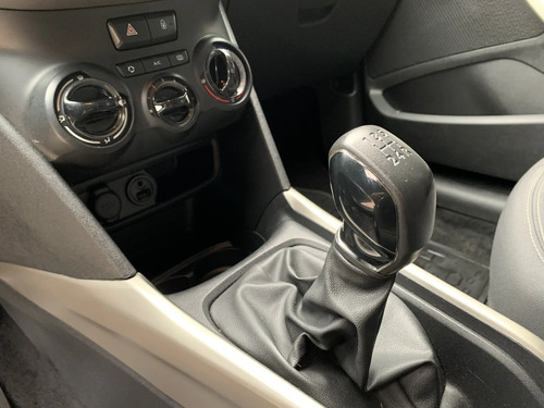 Peugeot 2008 1.6 Allure 2016