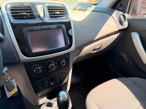 Renault Logan 1.6 8v Expression 2018