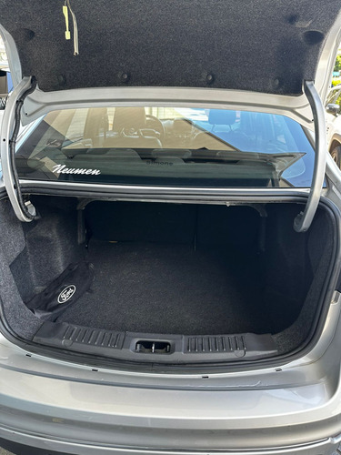 Ford Fiesta Kinetic 1.6 Sedan Titanium Powershift 120cv 2018