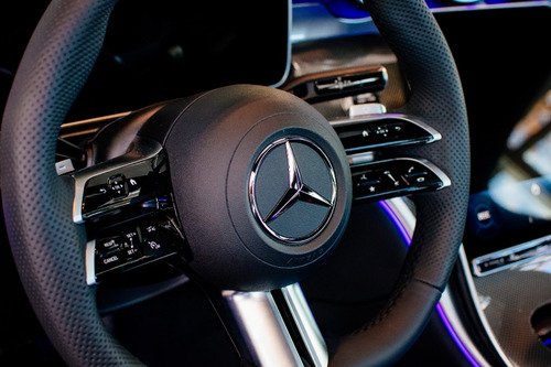 Mercedes-Benz Clase C 2.0 C300 Sedan 258Cv 2025