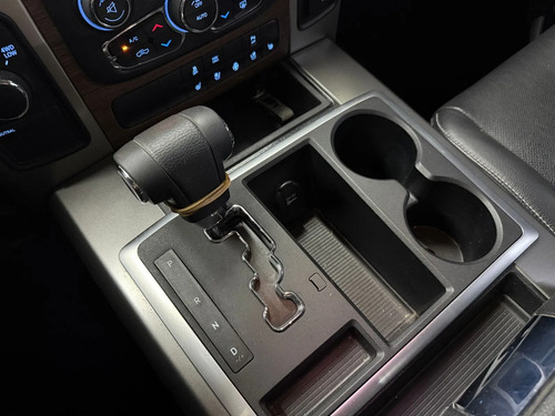 RAM 1500 5.7 DC 4X4 LARAMIE AT L13 2020