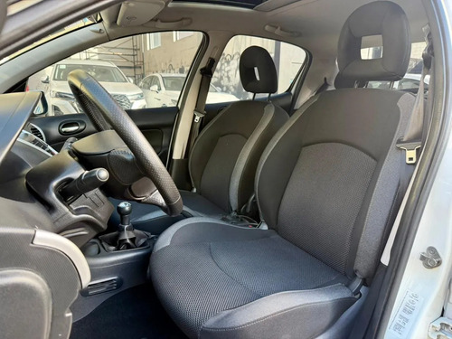 Peugeot 207 COMPACT 1.6 5 P XT PRE.GRIFE 2012