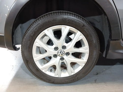 Volkswagen Suran 1.6 Highline L/15 2015