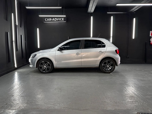 Volkswagen Gol 1.6 TREND SPORTLINE 5P L15 2016