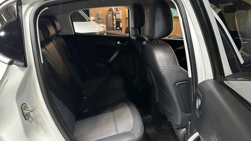 Peugeot 208 1.6 Feline 2018