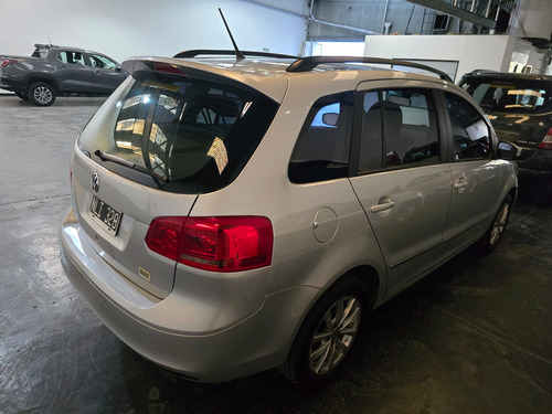 Volkswagen Suran 1.6 Imotion Highline 2013