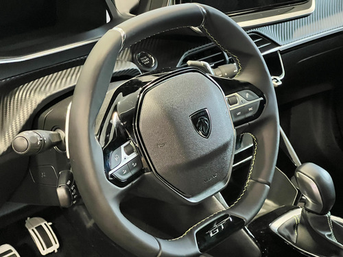 Peugeot 2008 1.0T Gt 2025