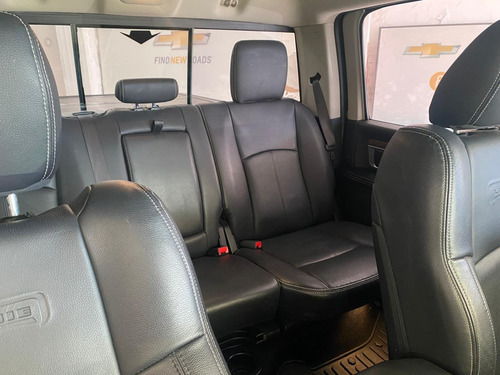 Dodge Ram 1500 SLT LARAMIE 5.7L AT8 4X4 2023